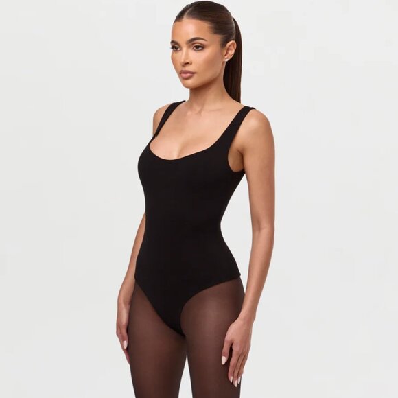 NAKED WARDROBE NW Sculpt Tank Scoop Bodysuit, Black XS NWT - Picture 2 of 11